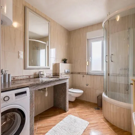 Nada Apartman Trogir