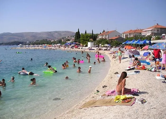 Nada * Τρογκίρ