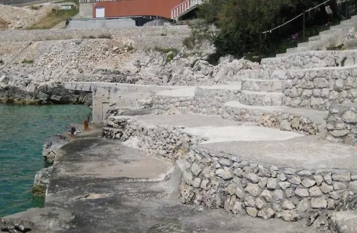 Nada Διαμέρισμα Τρογκίρ