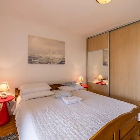 Nada Apartament *